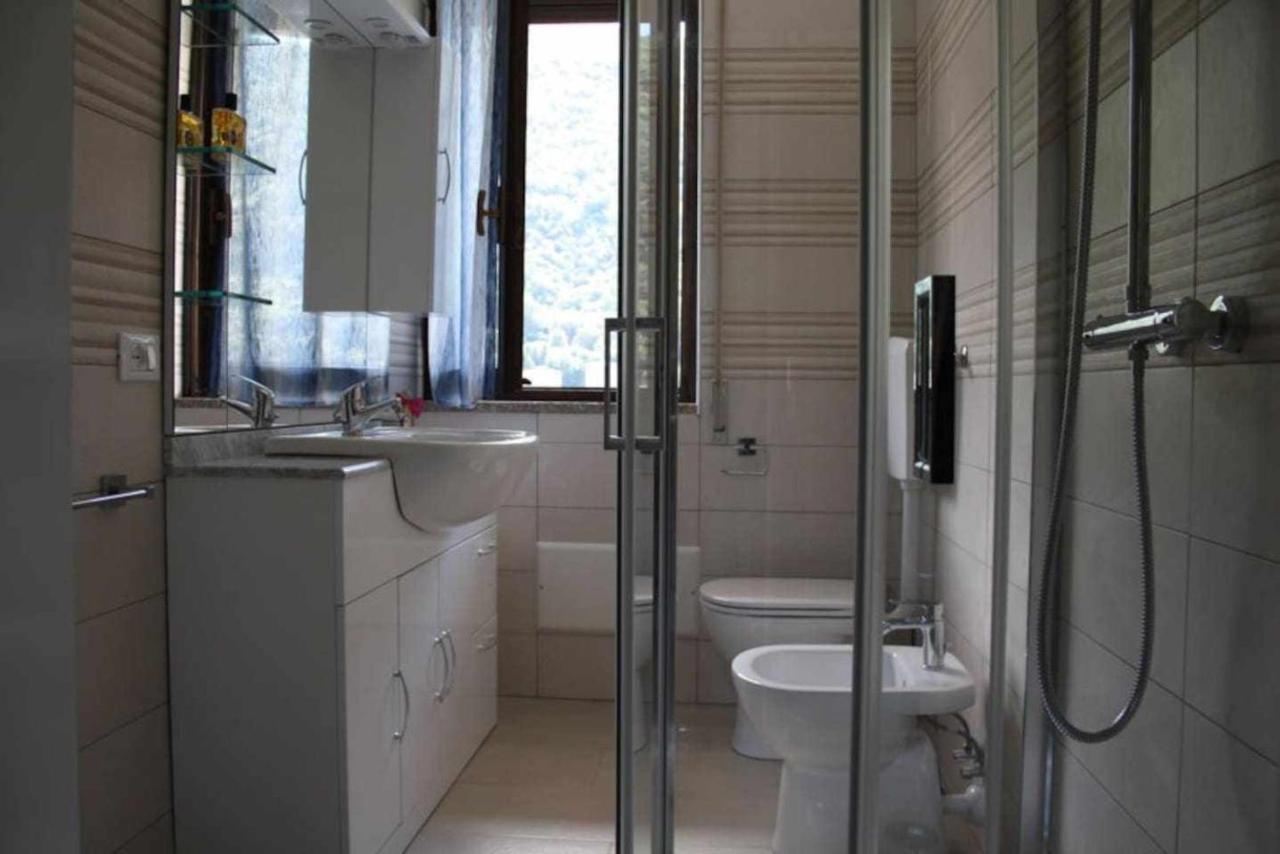 Bluelake Apartament 1 Omegna Exteriör bild